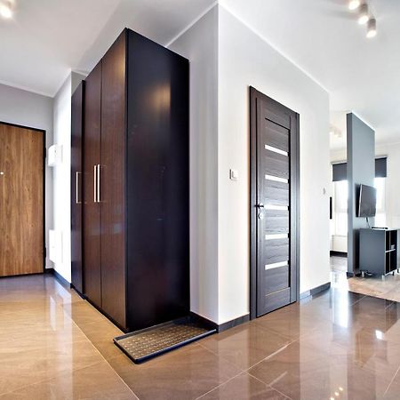 P&O Serviced Apartments Nowy Ursus Warschau Buitenkant foto